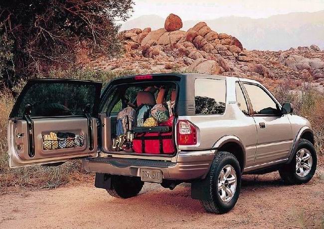isuzu-rodeo03.jpg