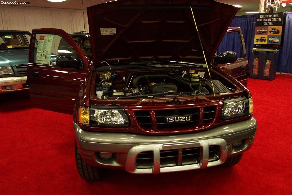 Isuzu_Rodeo_Sport_pic_23336.jpg