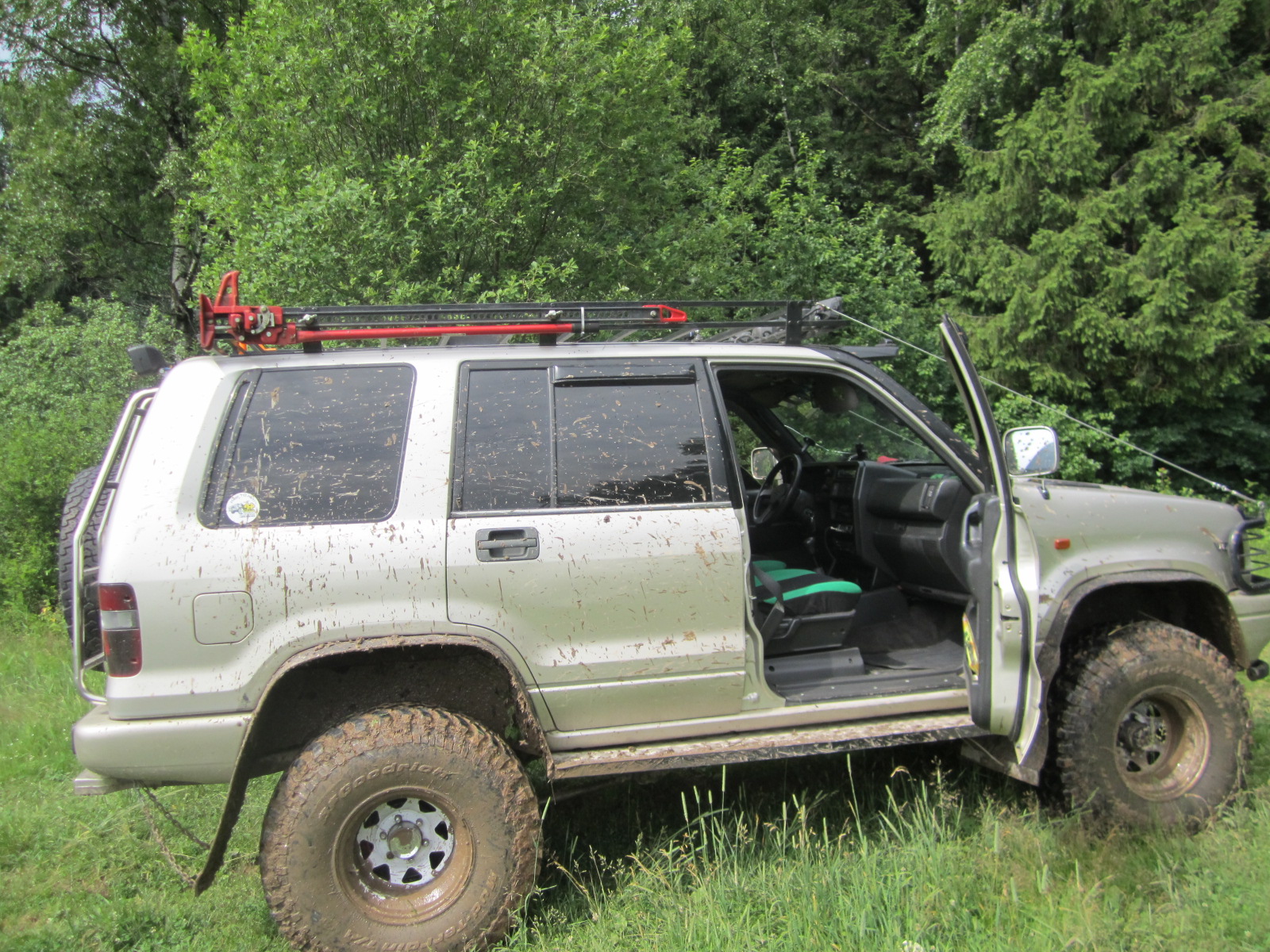 Isuzu Bighorn off Road