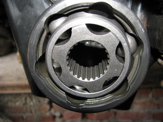 5 шрус внутренний. Сепаратор шруса 2121 наружный. Опель омега б 2. Шрус наружный bmw е39. Омега б 2,0 шрус наружный.