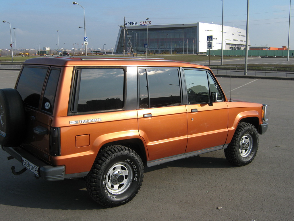 isuzu trooper 1989